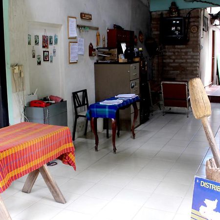 Ximenas Guest House San Salvador Buitenkant foto