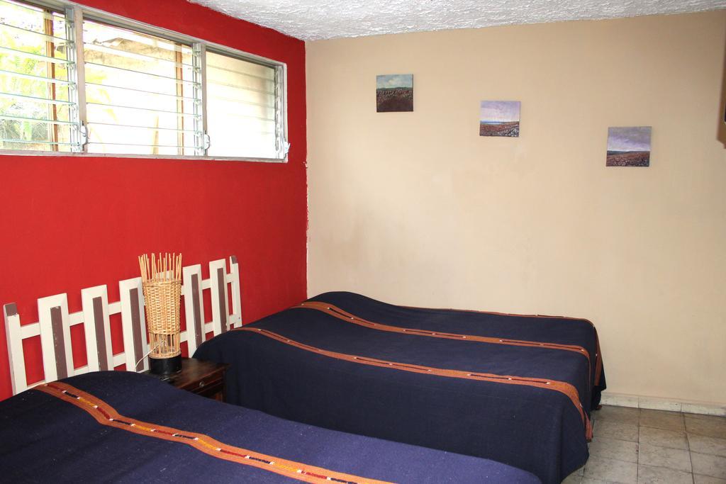 Ximenas Guest House San Salvador Buitenkant foto