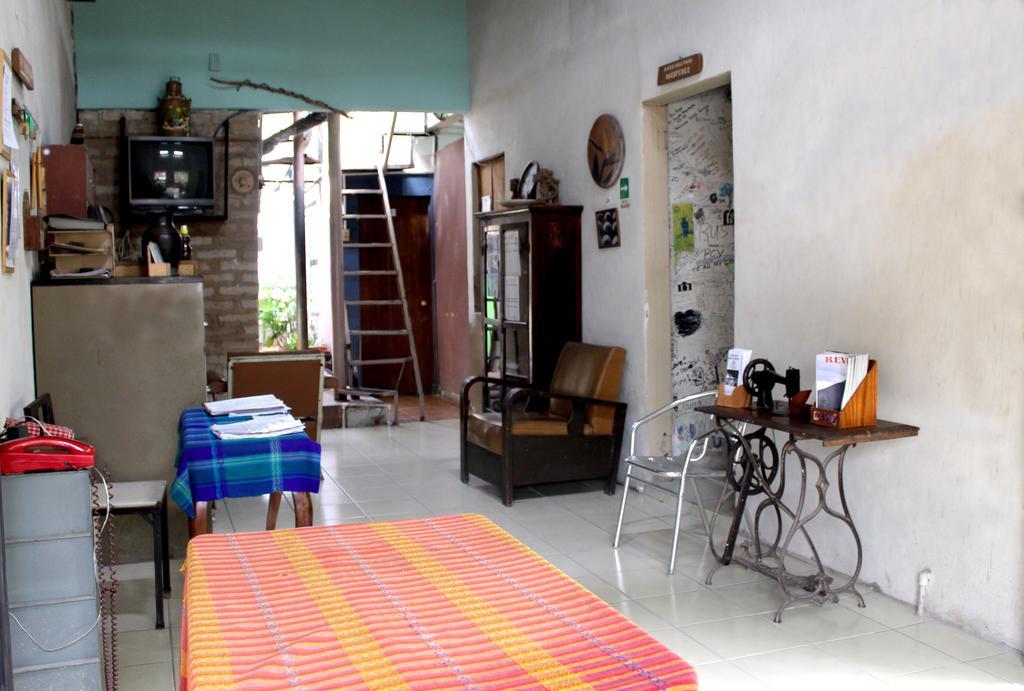Ximenas Guest House San Salvador Buitenkant foto